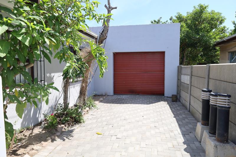 3 Bedroom Property for Sale in Eersterivier Industria Western Cape